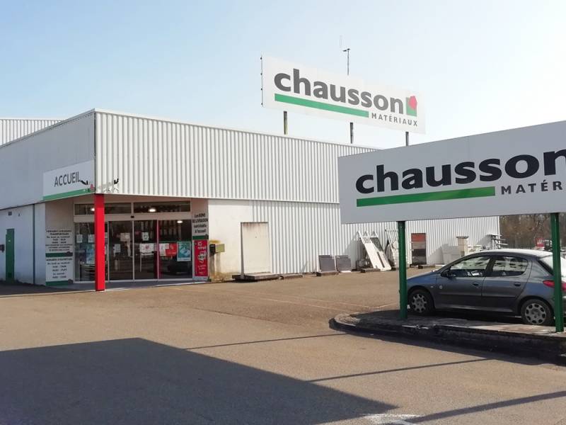 Chausson Matériaux Montauban et Montech (82), négoce de matériaux et menuiserie, partenaire reconnu des projets de construction et rénovation en Tarn-et-Garonne.